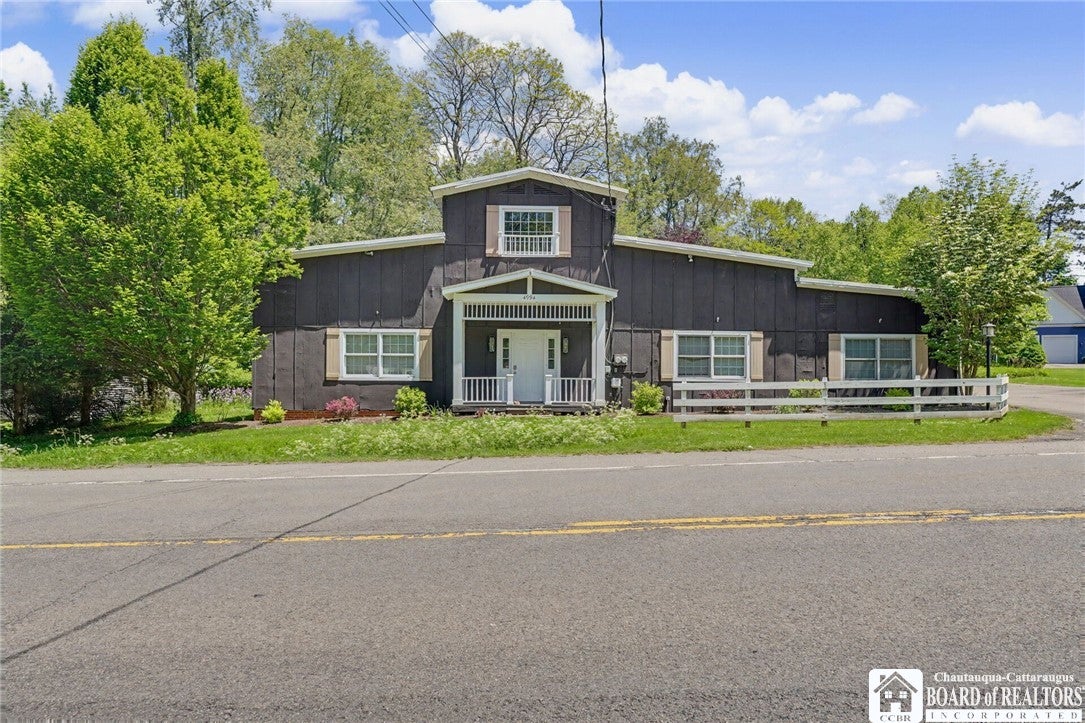 4994 W Lake Road — photo