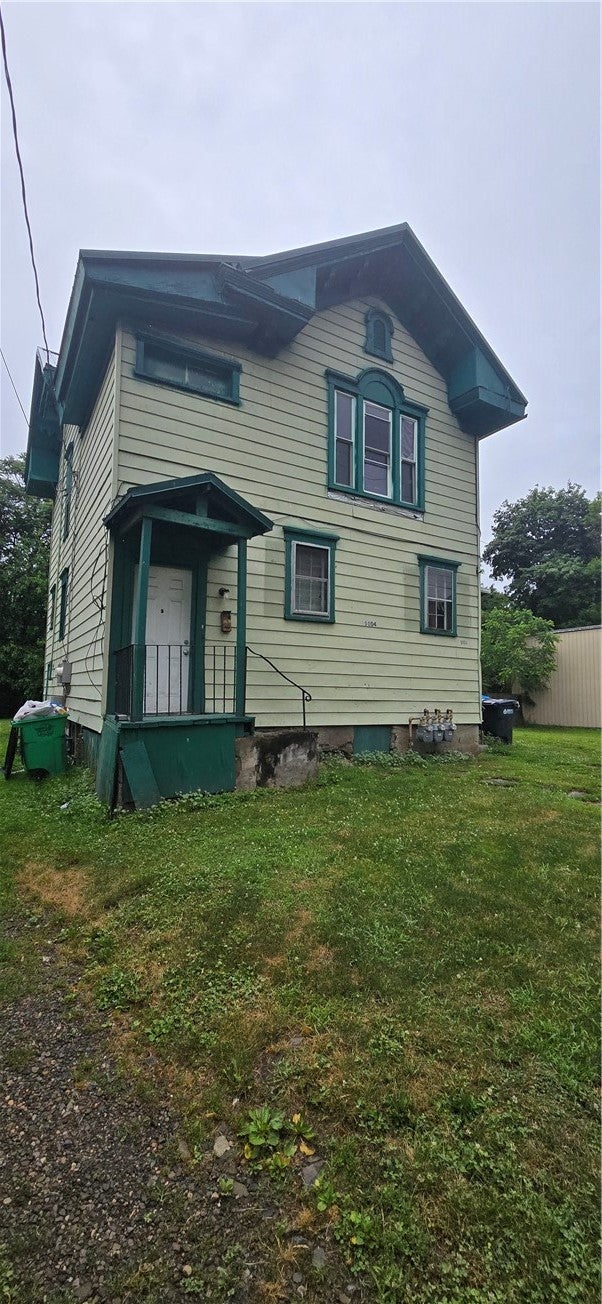 1104 Lake Street — photo