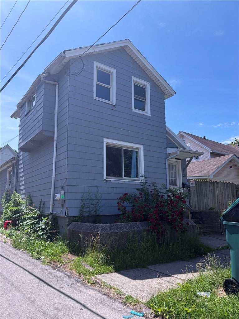 25 Lorimer Street — photo