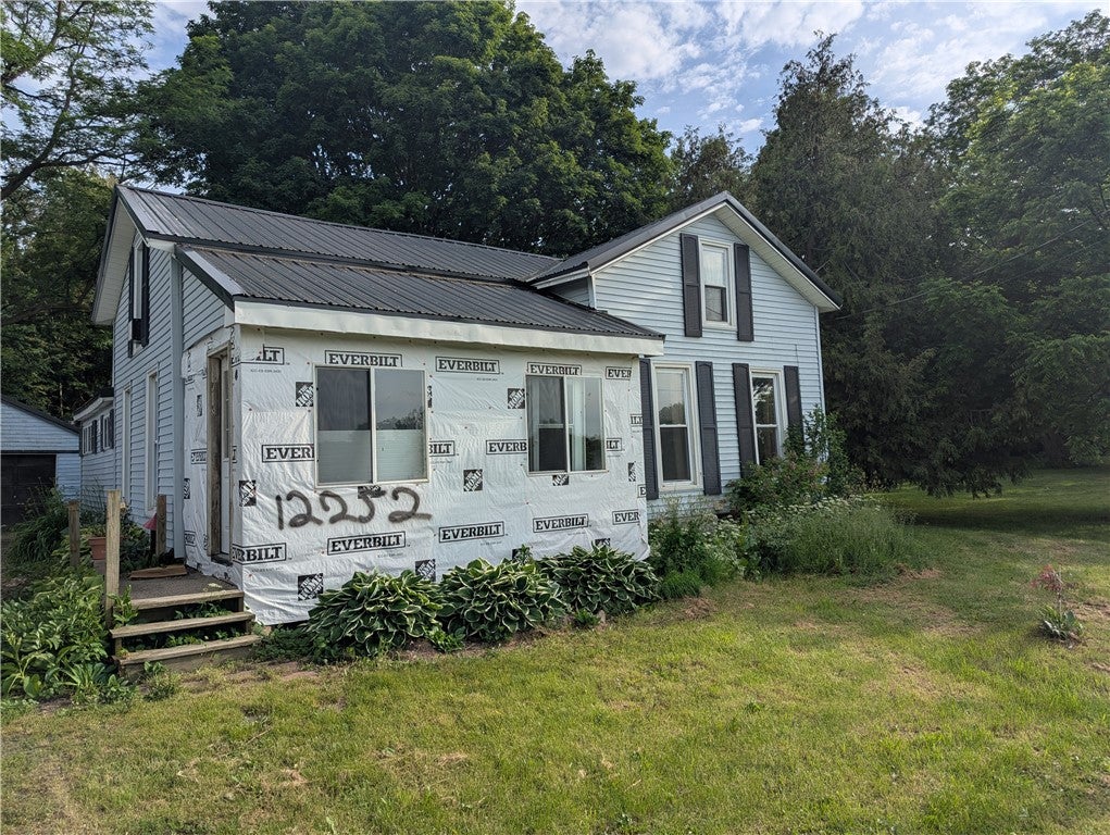 12252 Porter Rd Road, Ridgeway, NY 14103 — photo 2