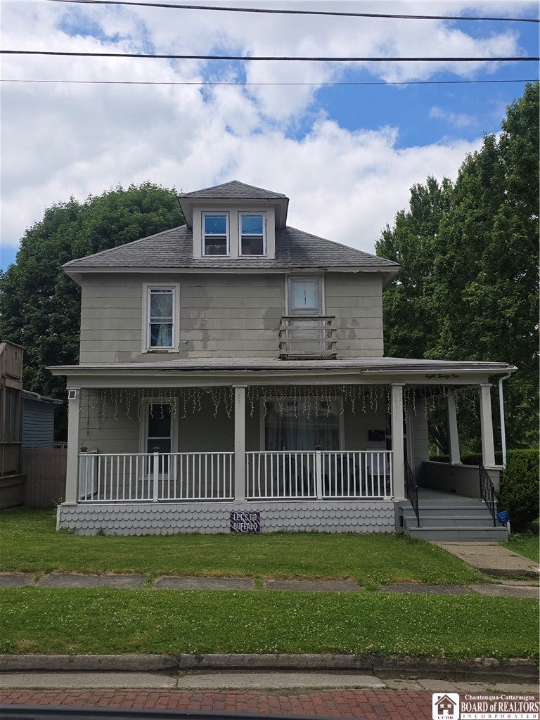 821 Lafayette Street — photo