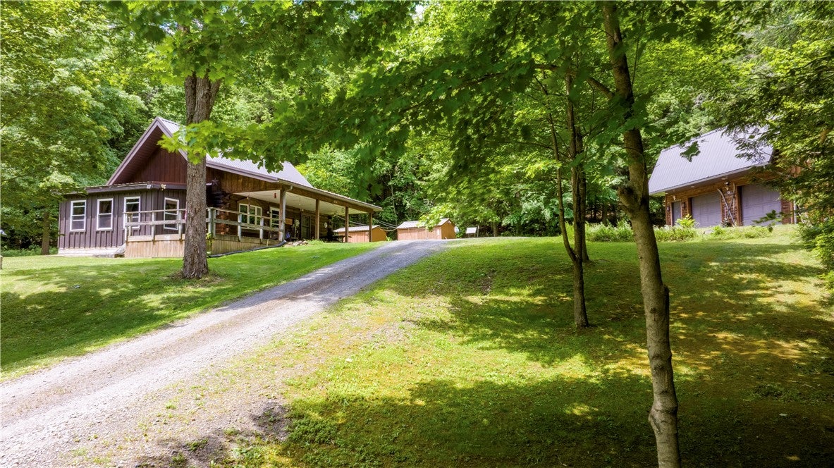 278 Log Cabin Lane — photo