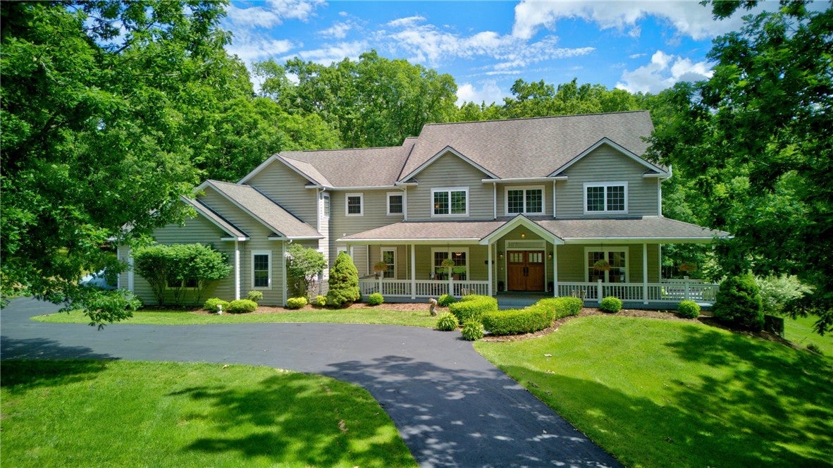 153 Estates Drive — photo