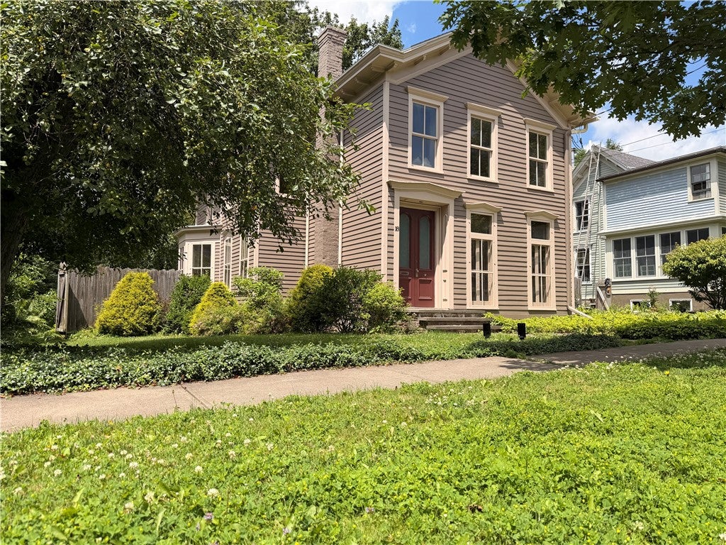 18 Eagle Street — photo
