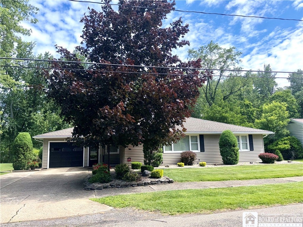 19 Lowell Place — photo