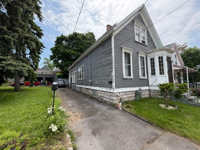 63 Woeppel Street — photo