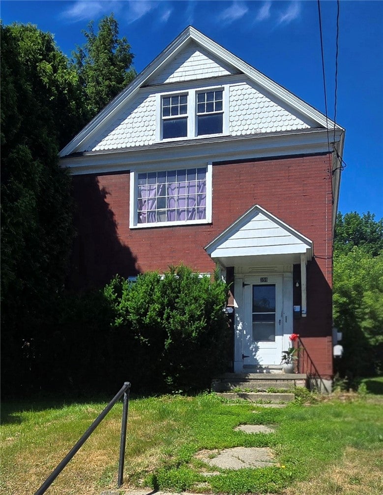 359 Hoffman Street — photo