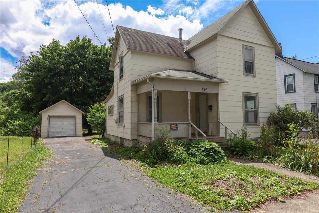 316 W William Street — photo