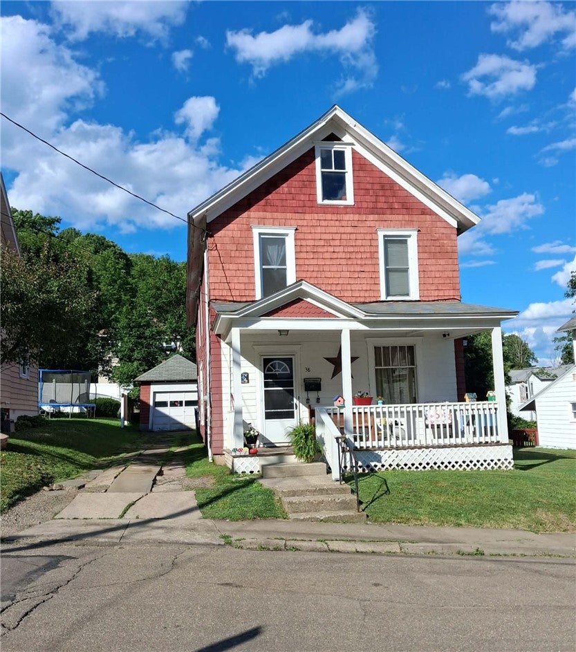 38 Sanford Street — photo