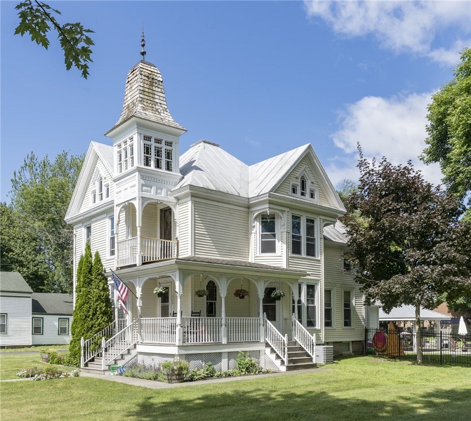 208 S Broad Street — photo