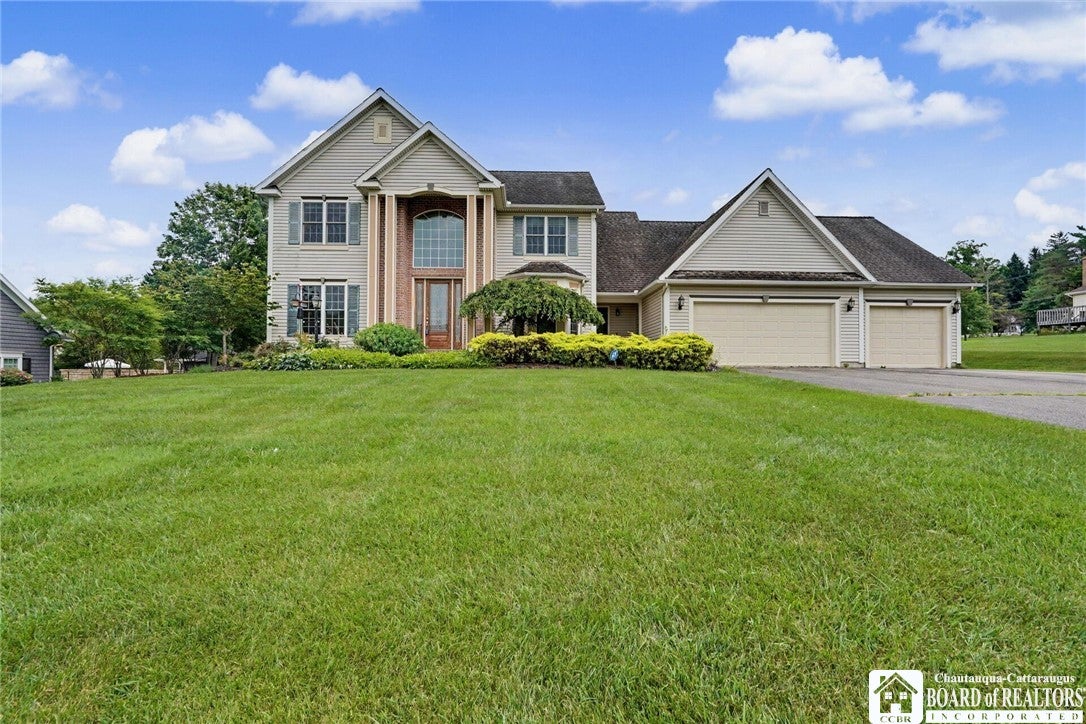 990 Briarwood Drive — photo