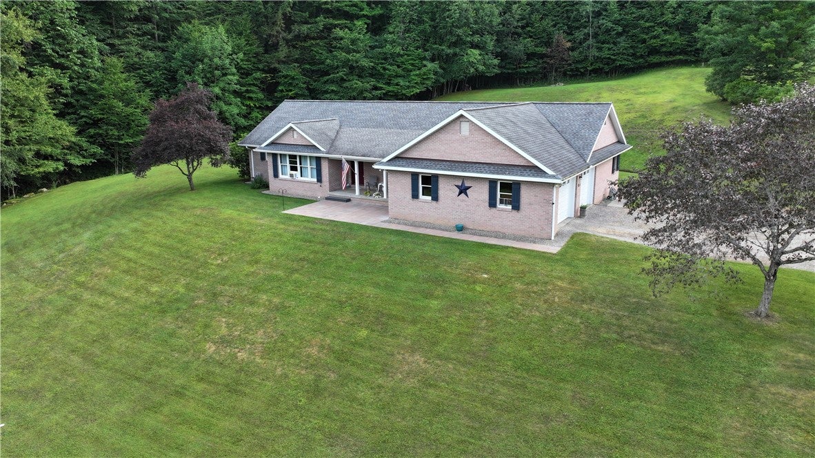 203 Gates Hollow — photo