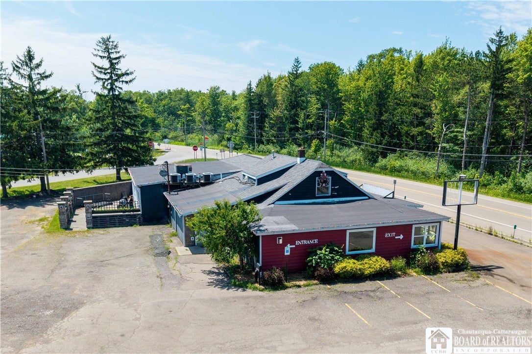 5377 W Lake Road — photo