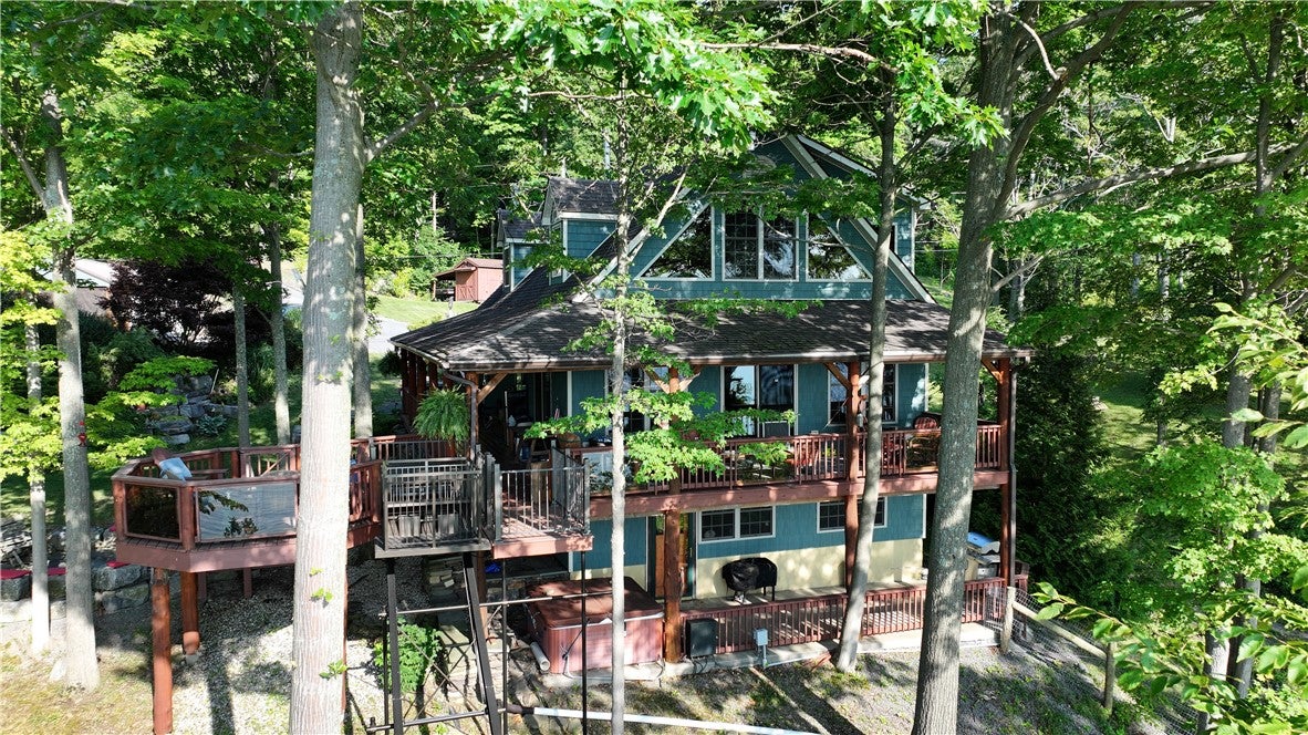 9018 Jennifer Drive — photo