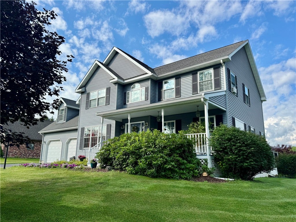 11 Diane Drive — photo