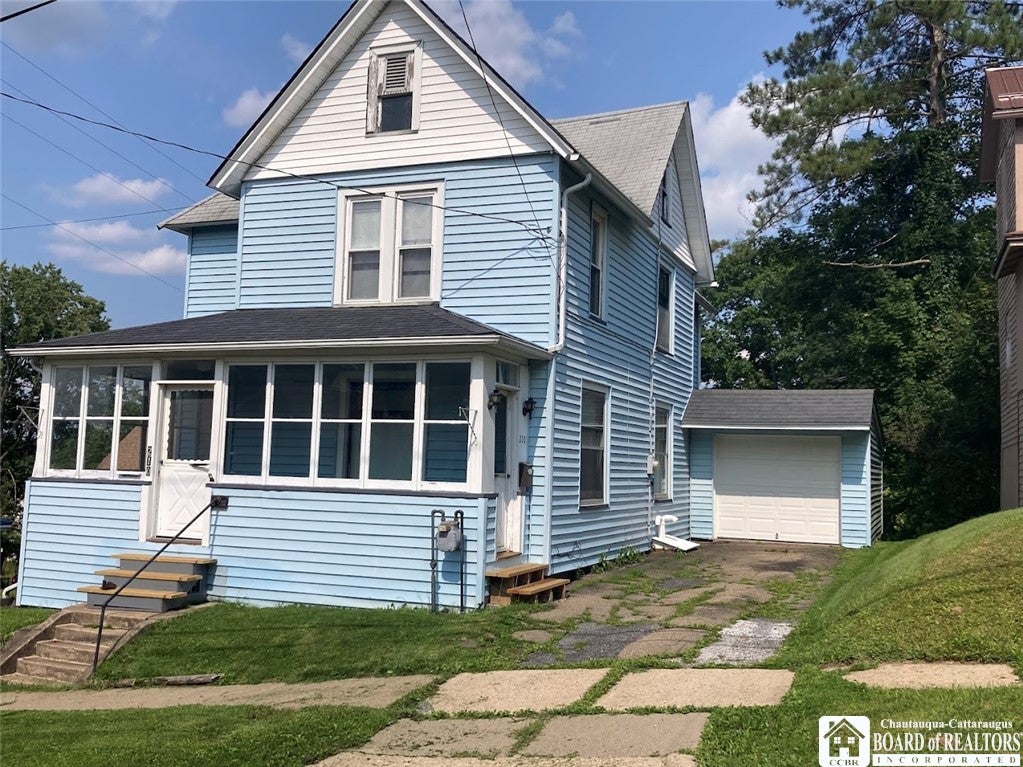 210 Welsh Street — photo