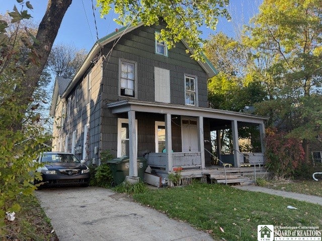 310 Forest Avenue — photo
