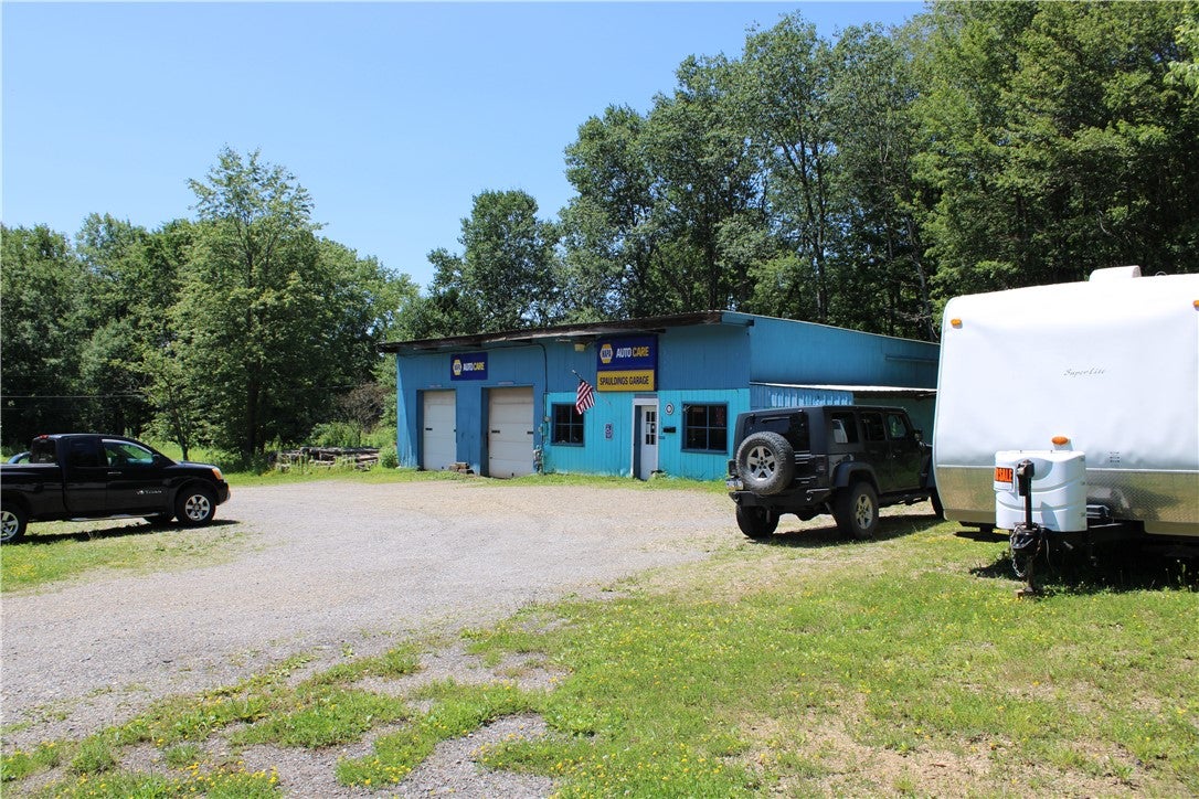 5933 Route 66 — photo
