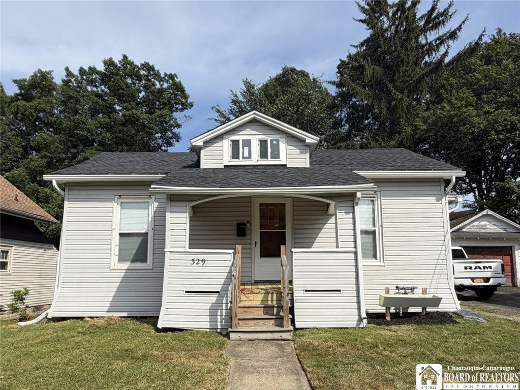 329 Baker Street — photo