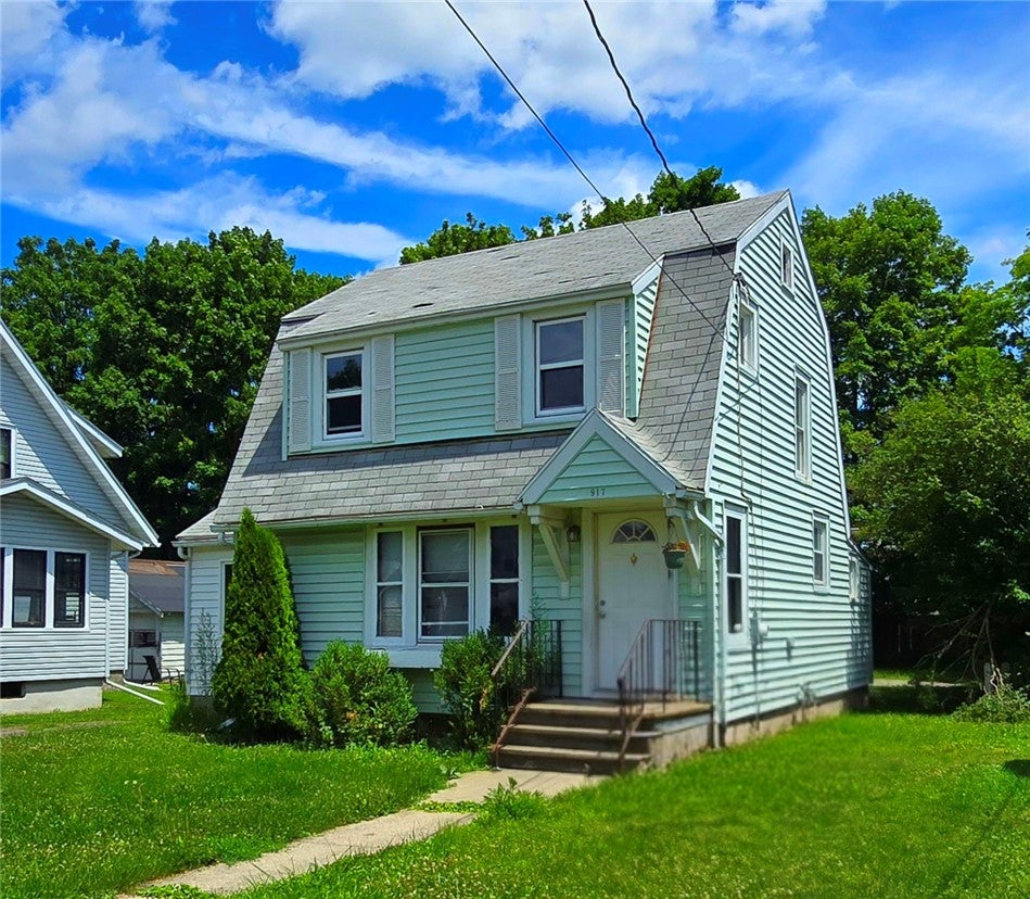 917 Sycamore Street — photo