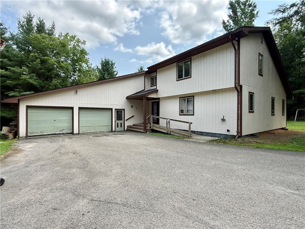 4150 Hillcrest Drive Extension — photo
