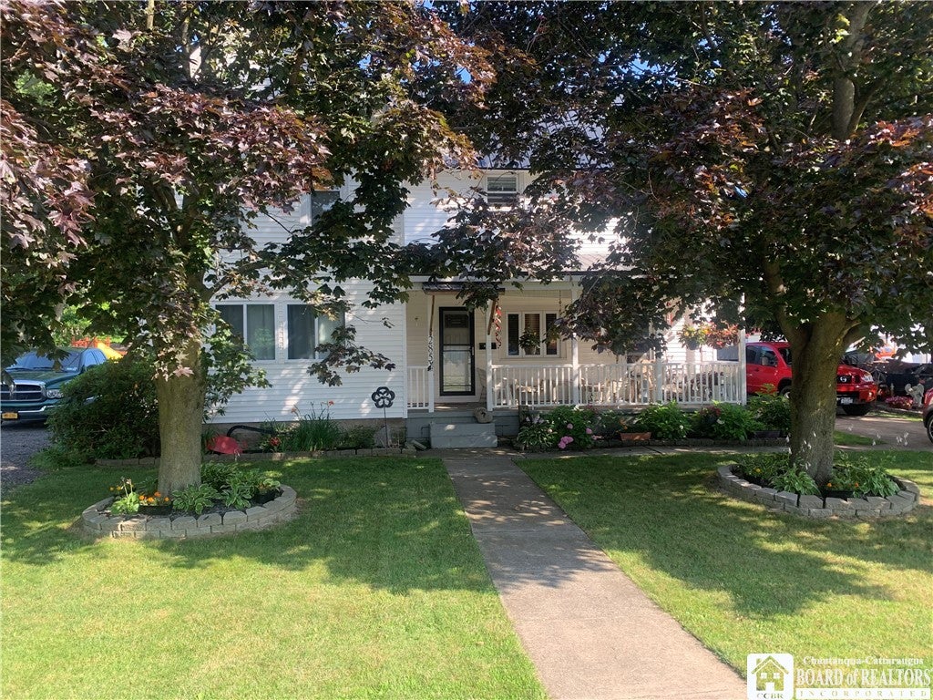 285 W Main Street — photo