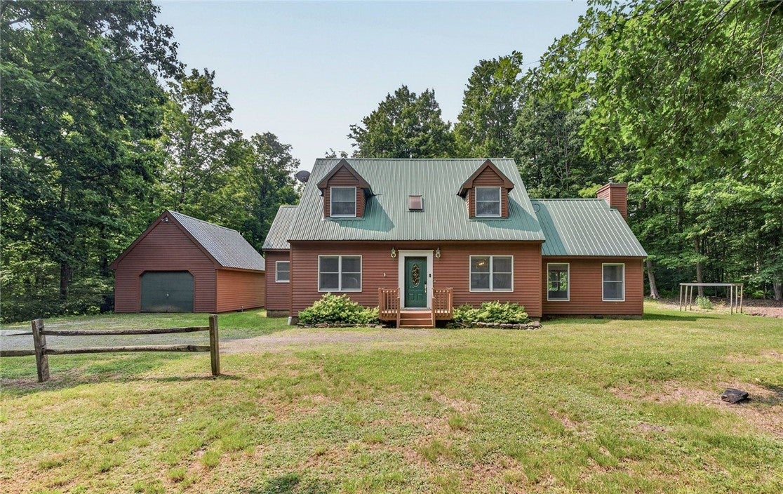 409 Woodland Drive — photo