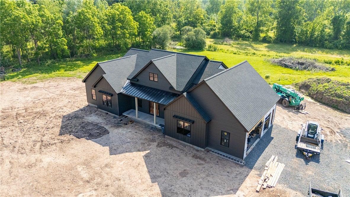 425 County Line Road — photo