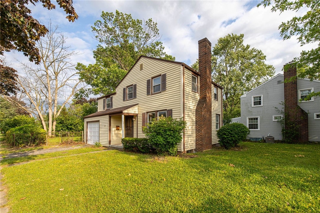 205 Lattimore Road, Rochester, NY 14620