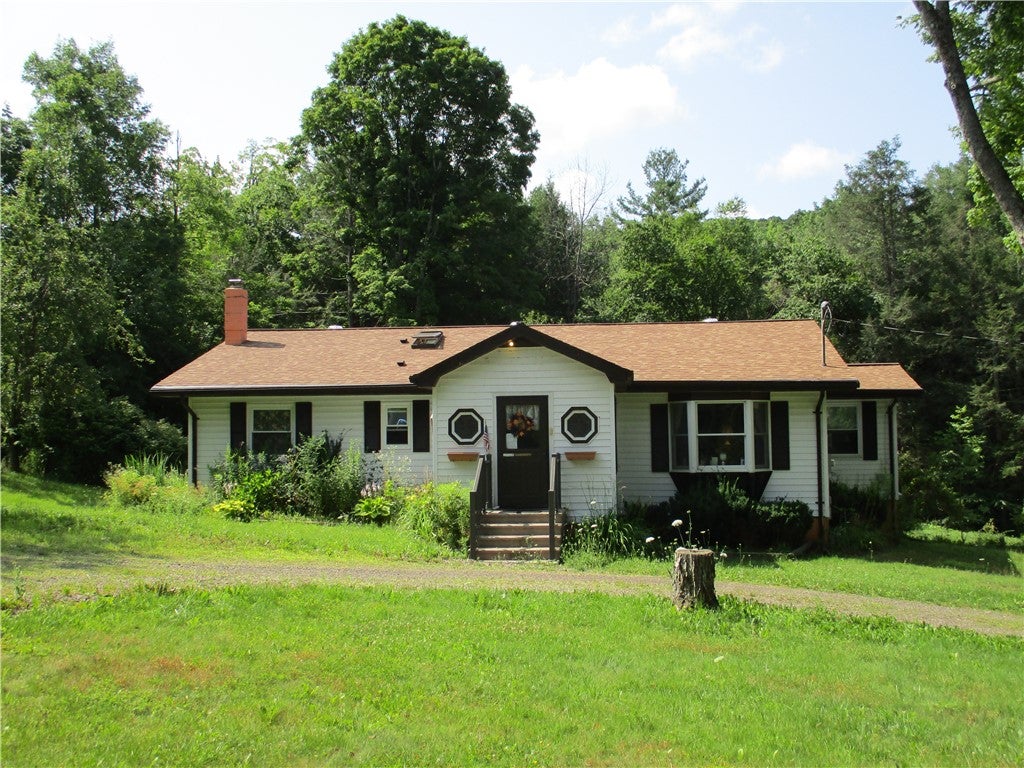 1551 County Highway 3 — photo