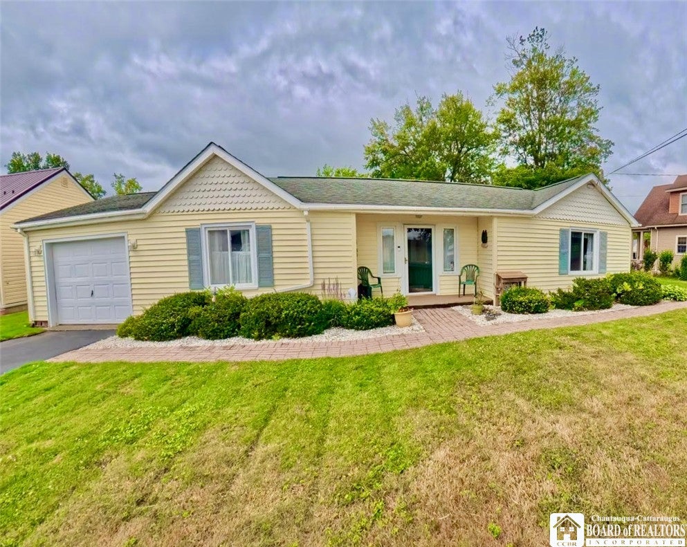 2415 Lakeside Drive — photo