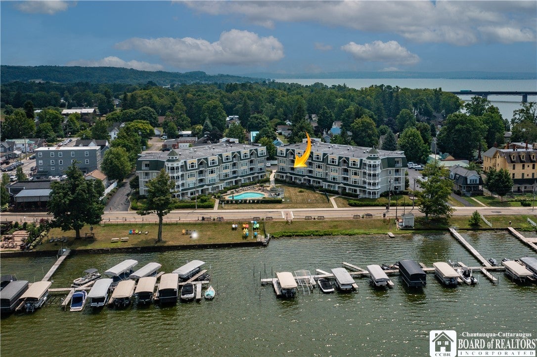 50 Lakeside Drive B201 — photo