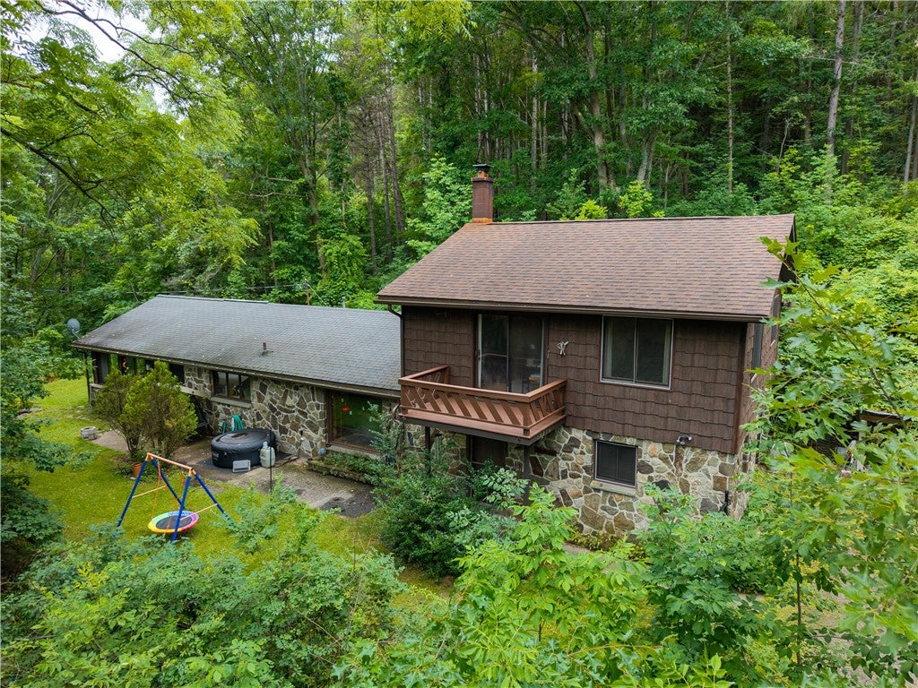 8525 Vogt Road — photo