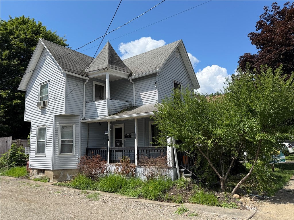 138 W William Street — photo