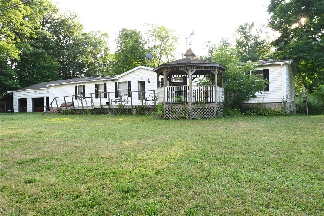 4161 Meads Creek Road — photo