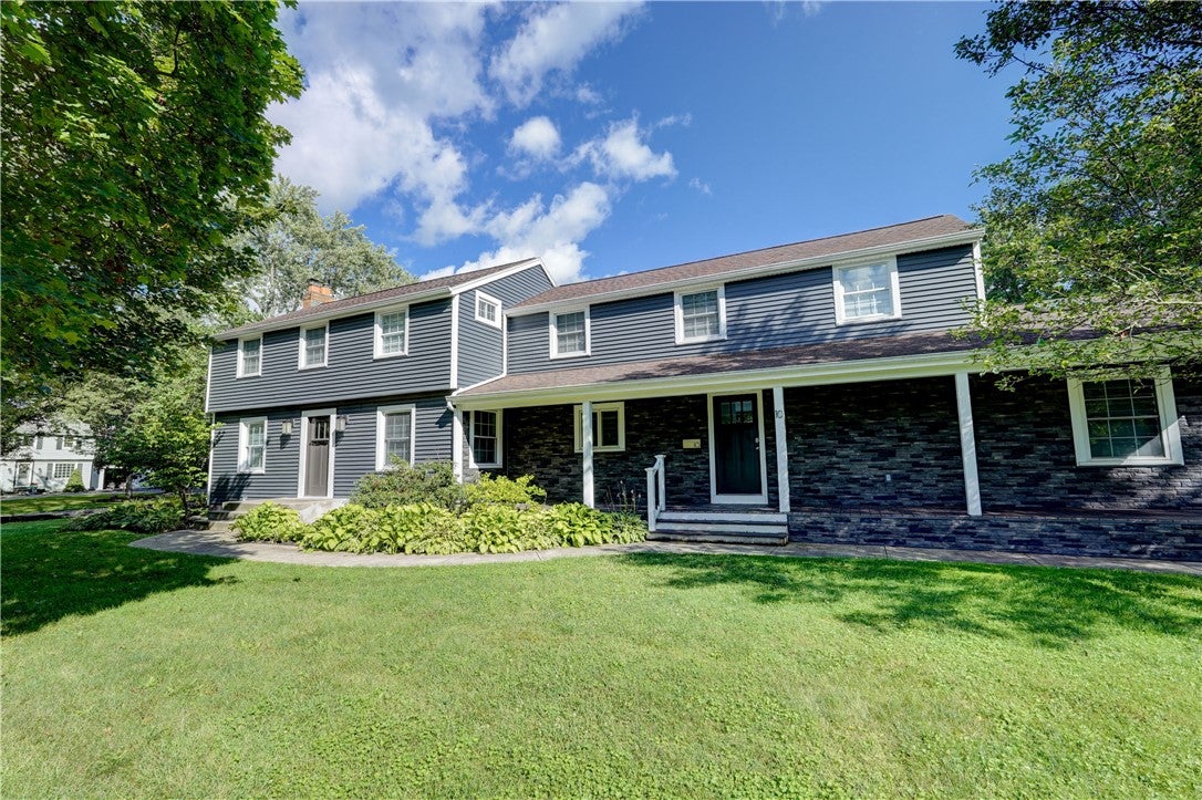 10 Hunters Lane — photo