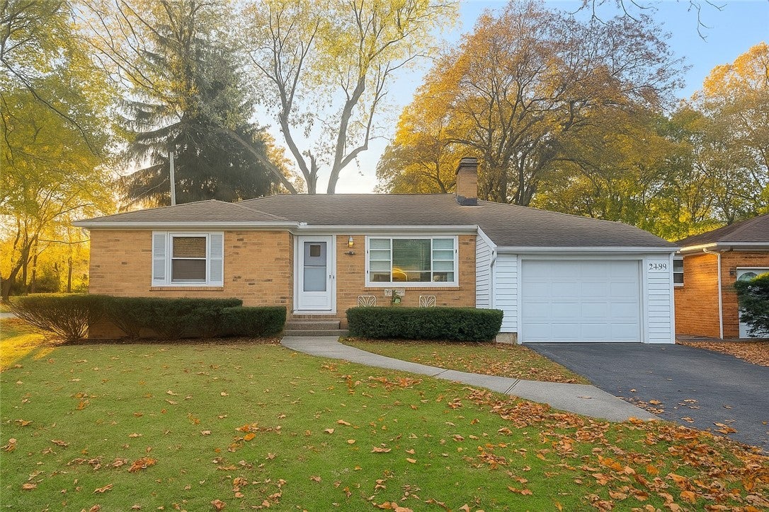 2495 Culver Road — photo