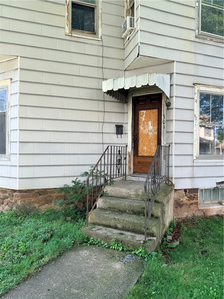 301 W Miller Street 301 — photo