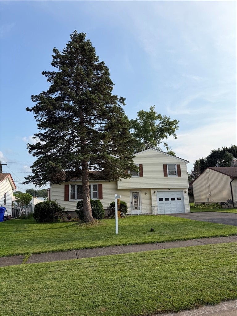 11 Morningstar Drive — photo