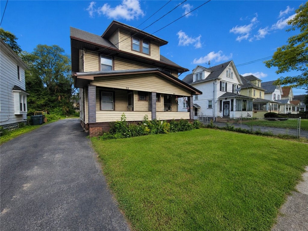 39-41 Campbell Park — photo