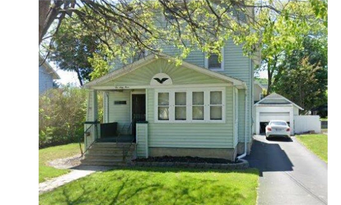 1063 Lincoln Street — photo