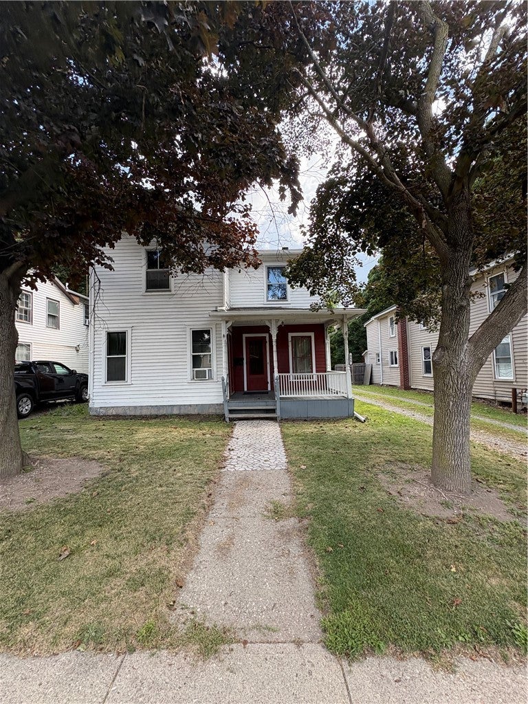 555 Liberty Street — photo