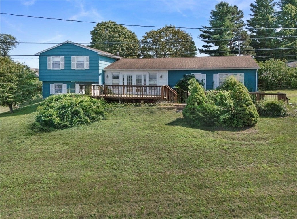 7131 Bayview Drive — photo