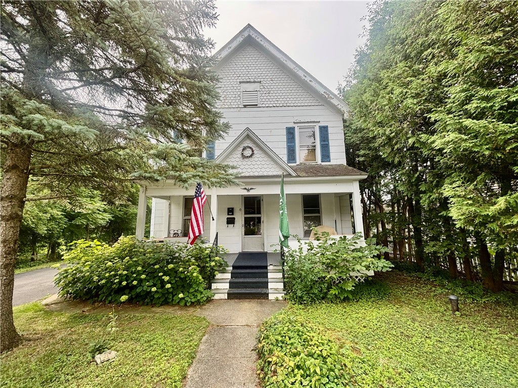 21 W Elizabeth Street — photo