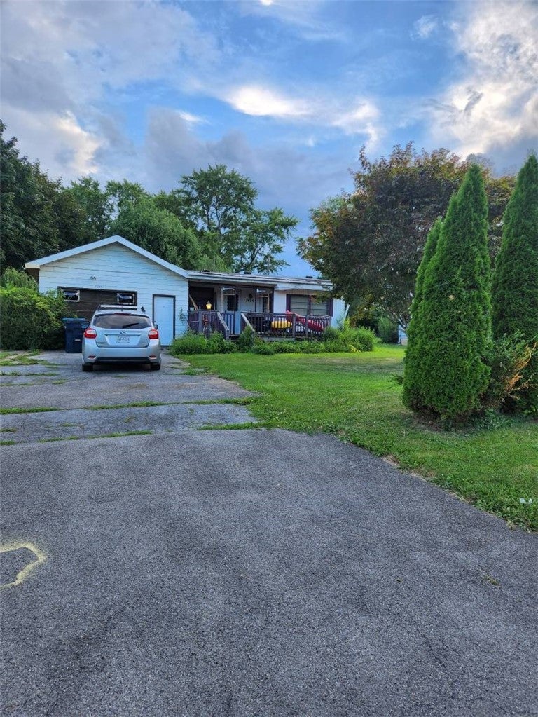 7456 State Route 31 — photo