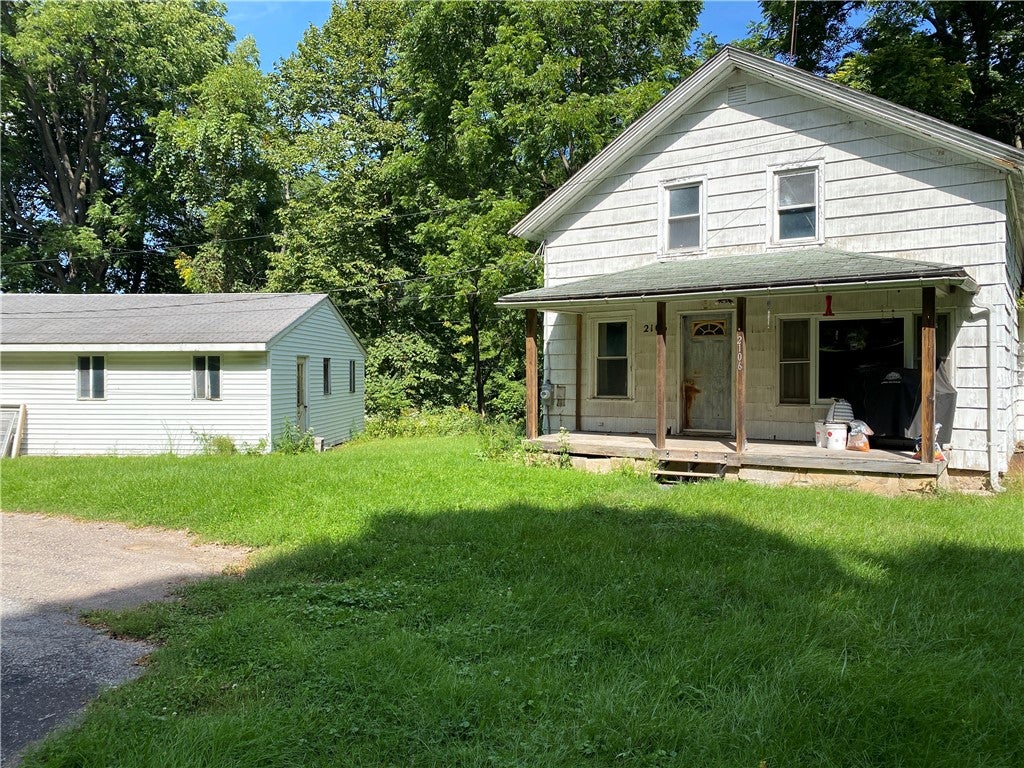 2106 Harris Road — photo