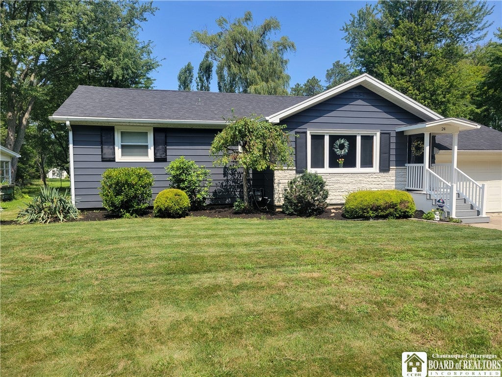 24 Woodward Drive — photo