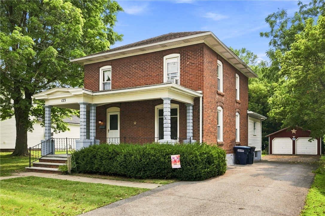 123 Walnut Street — photo