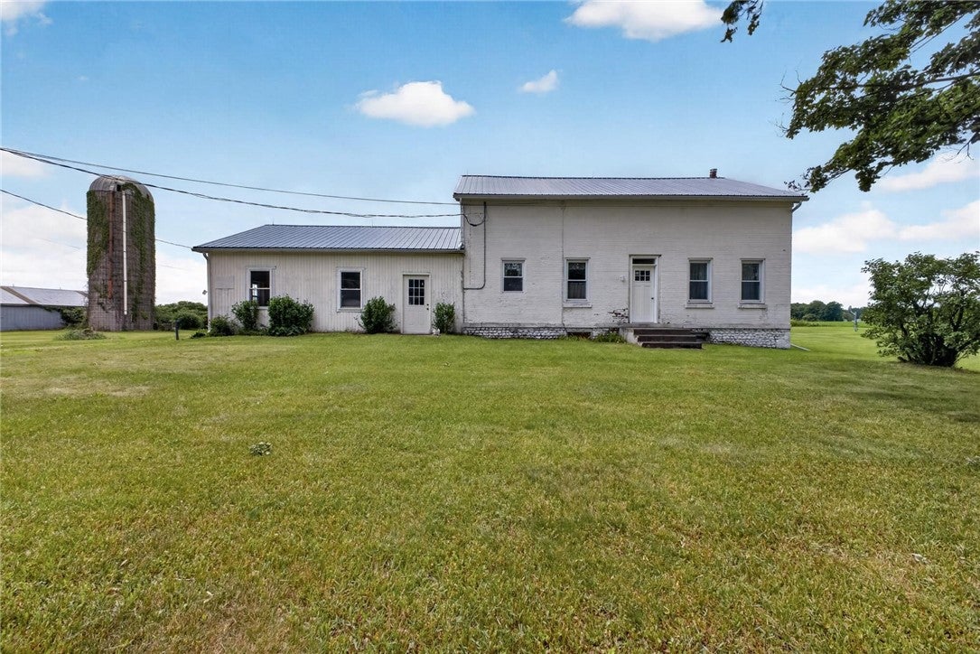 2270 Lester Road — photo
