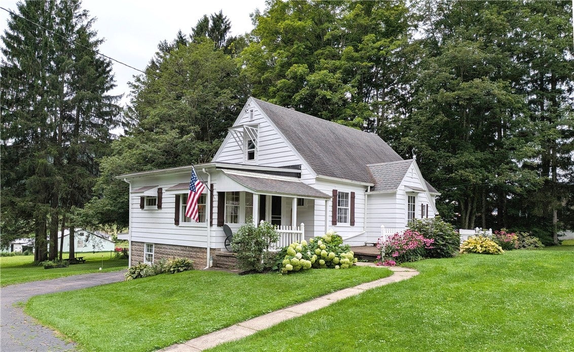 13162 Route 59 — photo